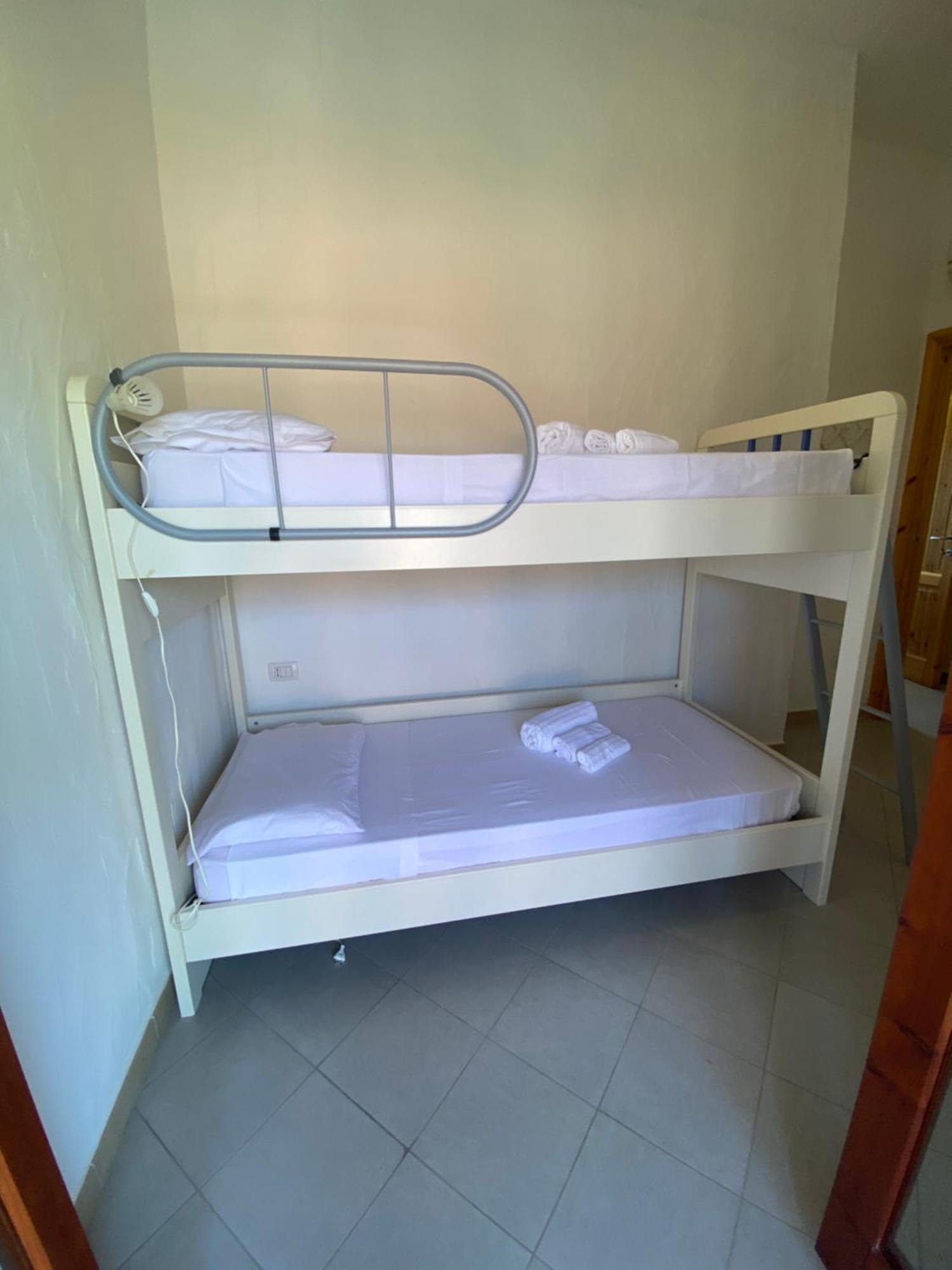 Villa Juniperus Porto Pino SantʼAnna Arresi Εξωτερικό φωτογραφία
